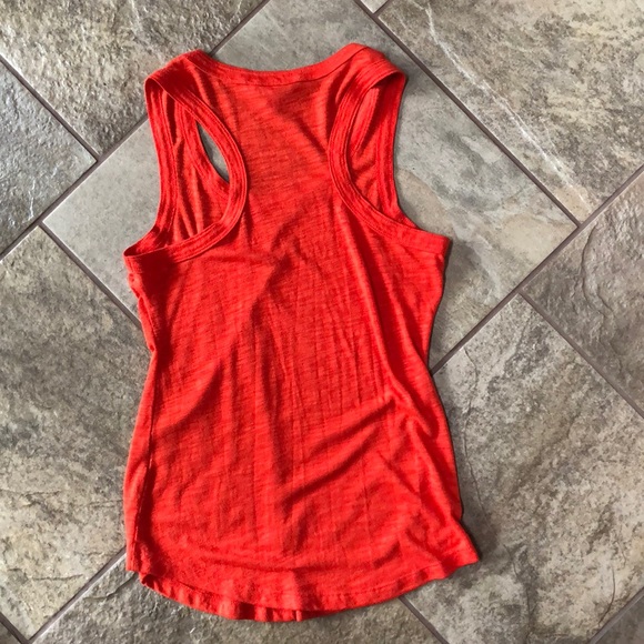 + BANANA REPUBLIC + Razor Back Tank - Picture 4 of 4